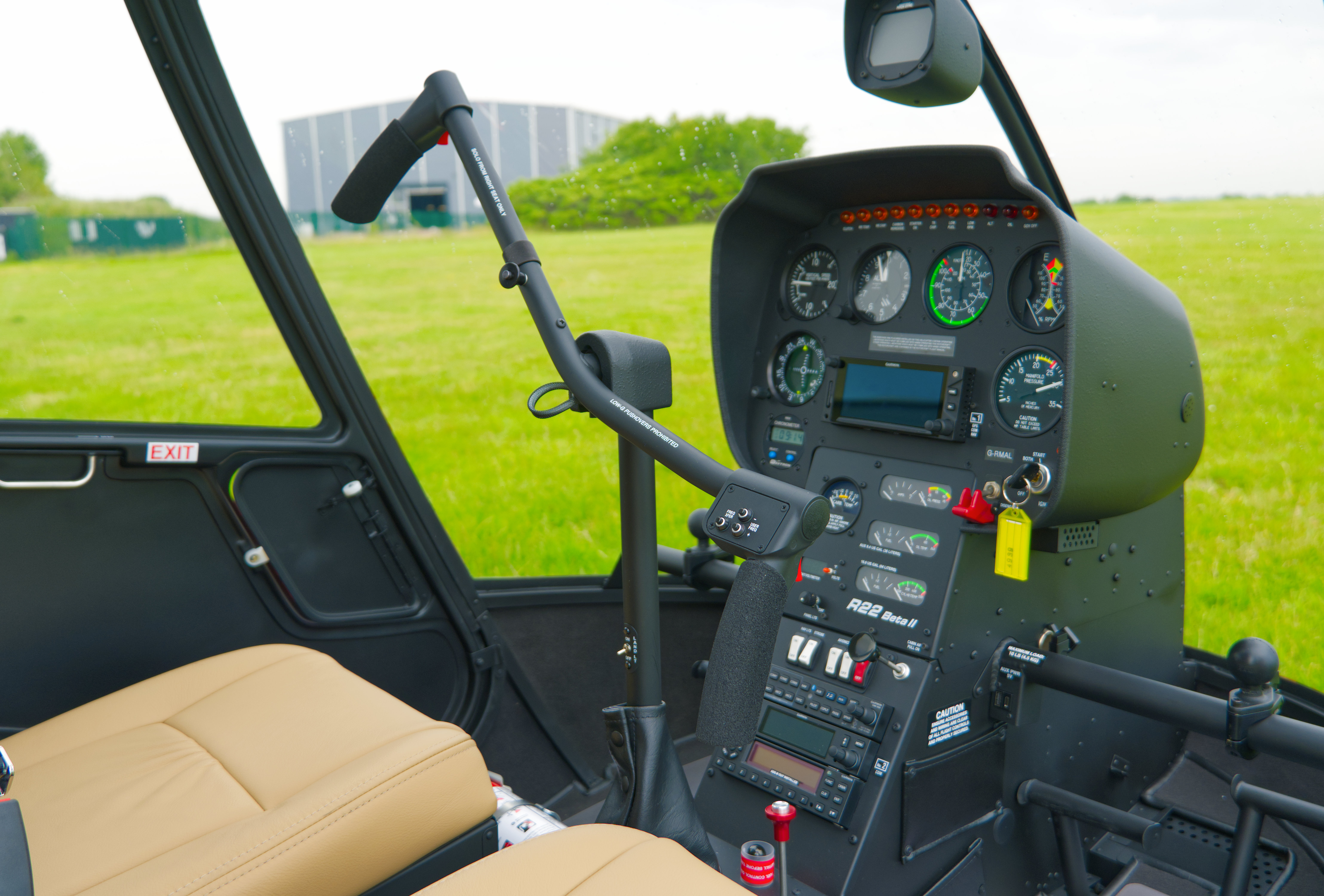 2026 New Robinson R22 Beta II helicopter, photo 2